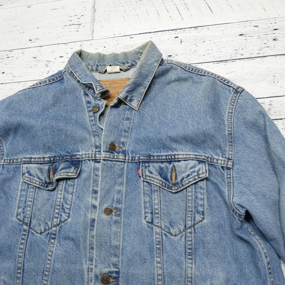 VINTAGE Levi's Jacket Mens XL Blue Jean Denim Trucker Button Front